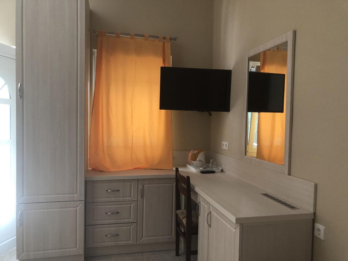 Hotel Szem-S Vendeghaz Balatonszárszó Zewnętrze zdjęcie