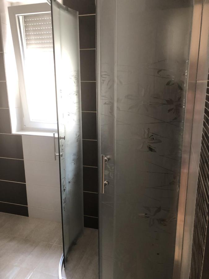 Hotel Szem-S Vendeghaz Balatonszárszó Zewnętrze zdjęcie