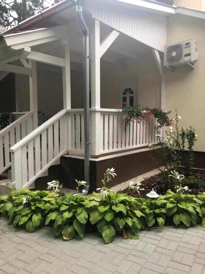 Hotel Szem-S Vendeghaz Balatonszárszó Zewnętrze zdjęcie