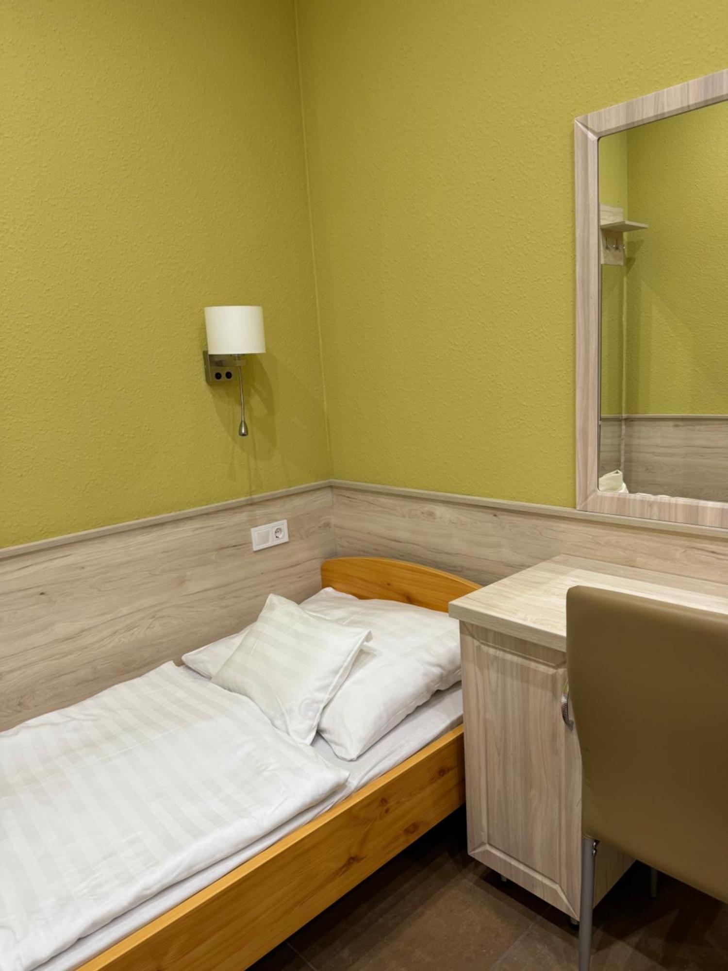 Hotel Szem-S Vendeghaz Balatonszárszó Zewnętrze zdjęcie