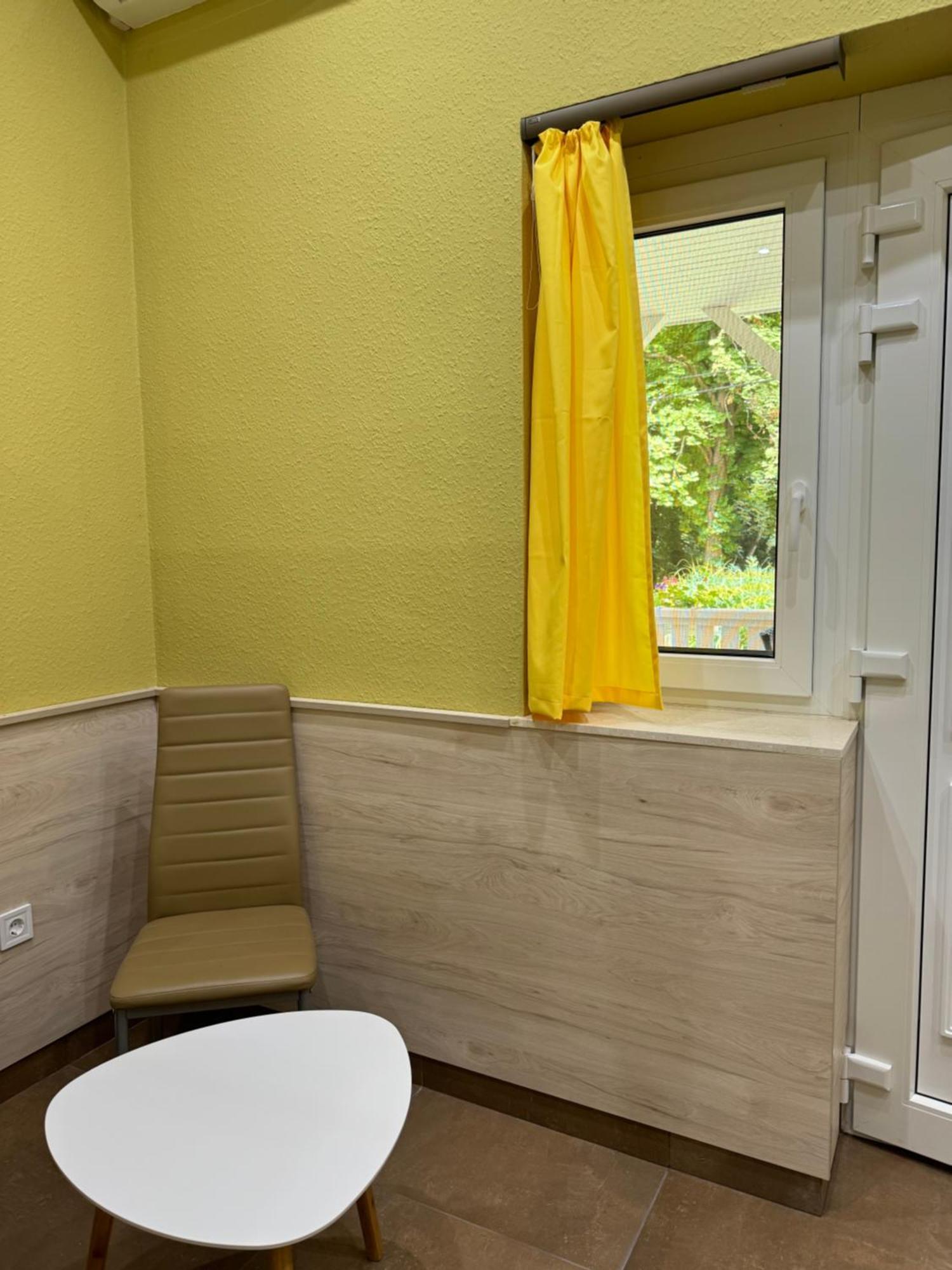 Hotel Szem-S Vendeghaz Balatonszárszó Zewnętrze zdjęcie