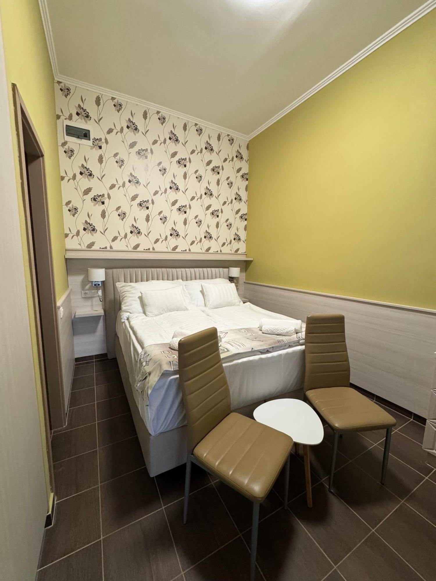 Hotel Szem-S Vendeghaz Balatonszárszó Zewnętrze zdjęcie