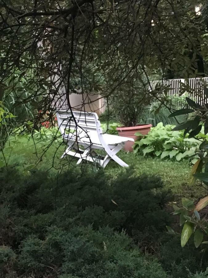 Hotel Szem-S Vendeghaz Balatonszárszó Zewnętrze zdjęcie